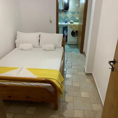 Apartment Traditional House With Breathtaking View, Makis *