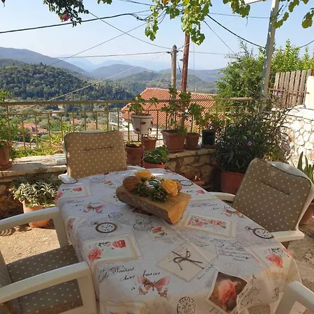 Traditional House With Breathtaking View, Makis Sívros