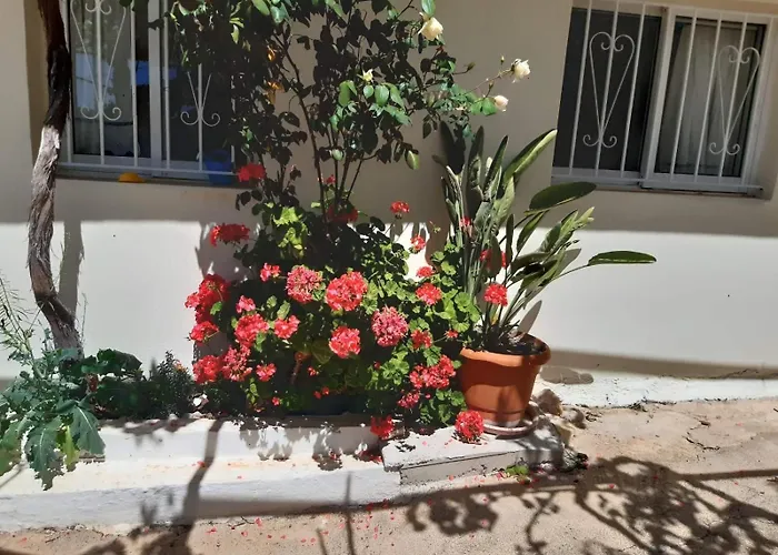 Traditional House With Breathtaking View, Makis Sívros